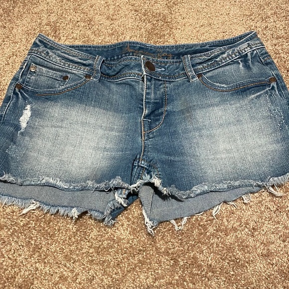 American Rag Other - Juniors jean shorts